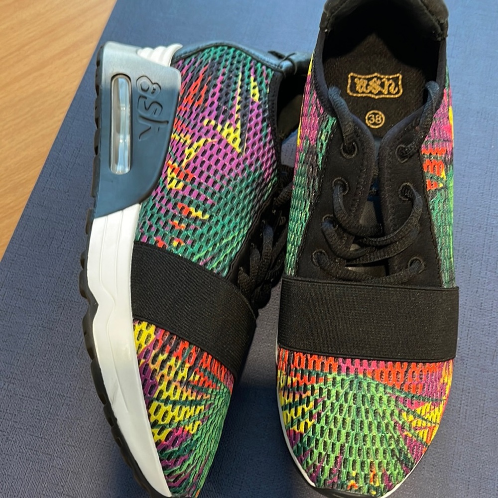 Ash sneakers